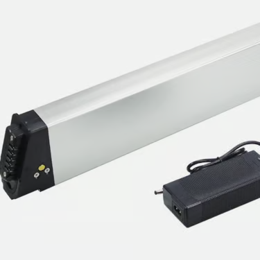 Batterie de cadre en aluminium avec son chargeur